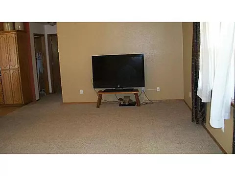 1663 S Fishmarket Rd, Mcloud, OK 74851 photo 3