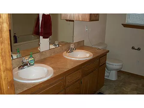 1663 S Fishmarket Rd, Mcloud, OK 74851 photo 10