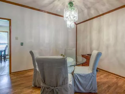 905 Randall Dr, Moore, OK 73160 photo 8