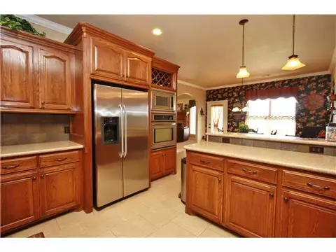 600 Colbert St, Tuttle, OK 73089 photo 6