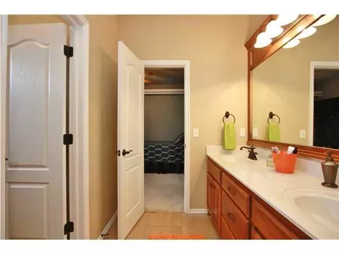 600 Colbert St, Tuttle, OK 73089 photo 17