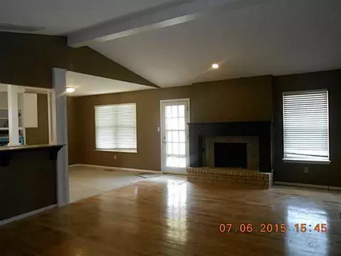 1901 Vanessa Dr, Norman, OK 73071 photo 2