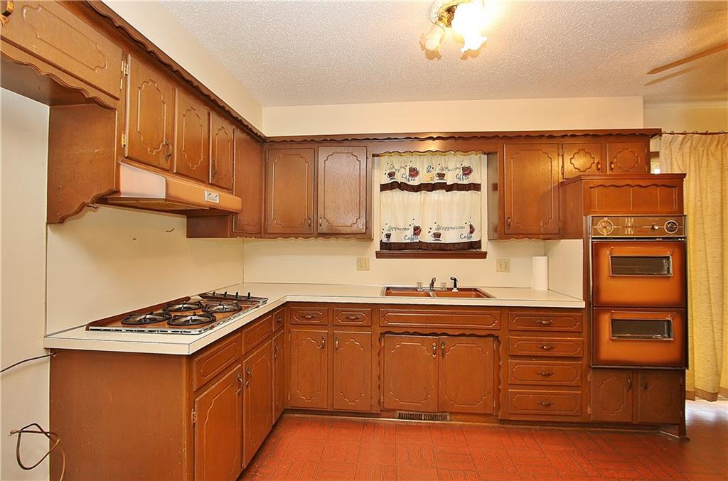 215 E Willow Pl, Yukon, OK 73099 photo 13