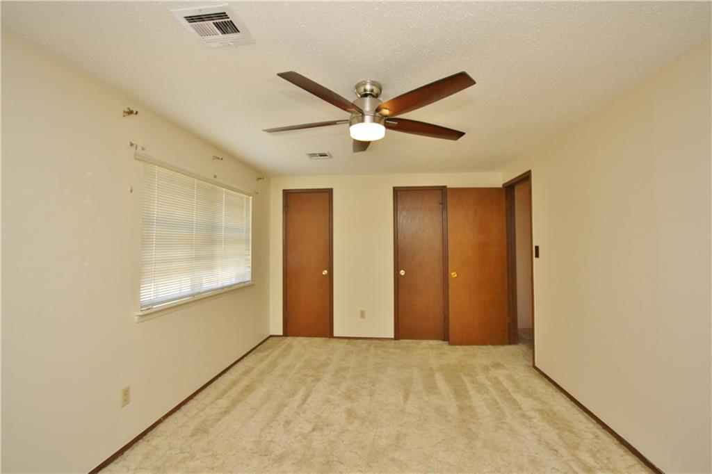 215 E Willow Pl, Yukon, OK 73099 photo 17