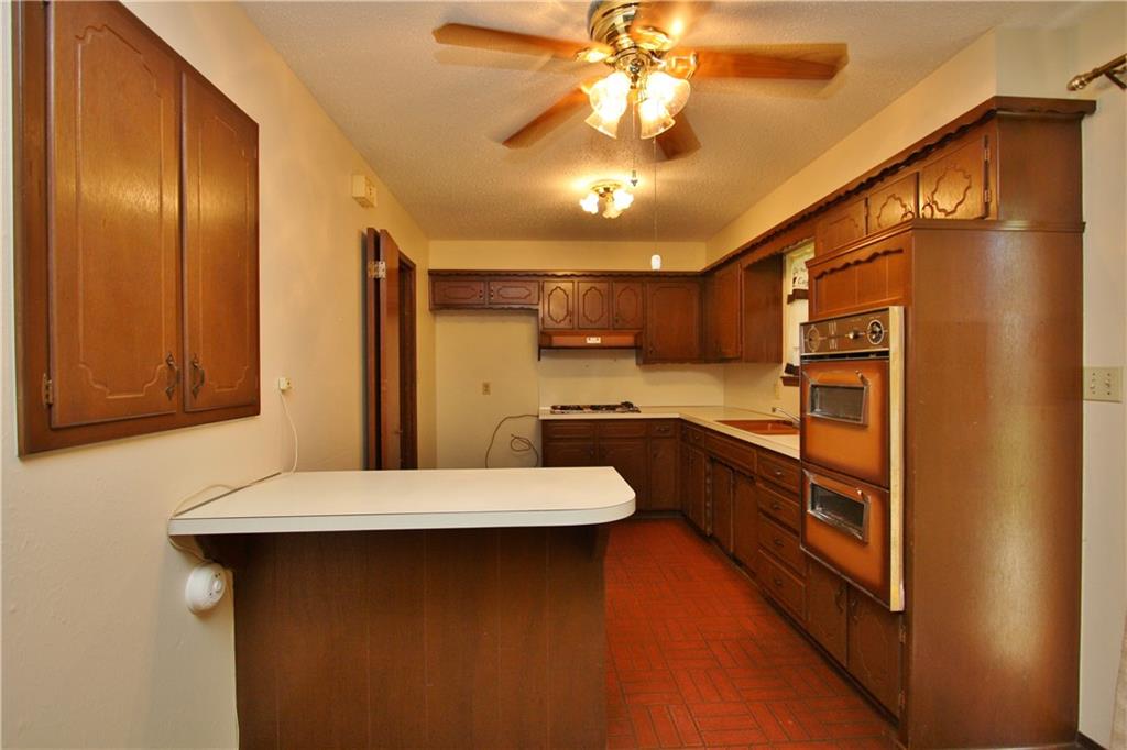 215 E Willow Pl, Yukon, OK 73099 photo 5