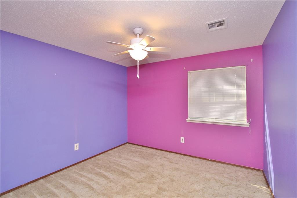 215 E Willow Pl, Yukon, OK 73099 photo 19