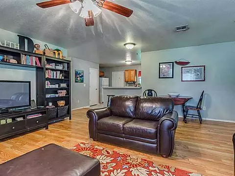 801 Maple St, Yukon, OK 73099 photo 7