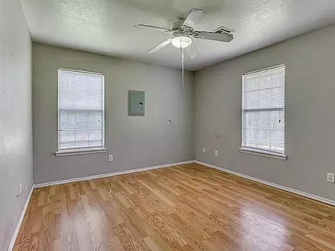 801 Maple St, Yukon, OK 73099 photo 11