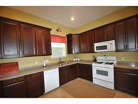 724 E Warner Ave, Guthrie, OK 73044 photo 7