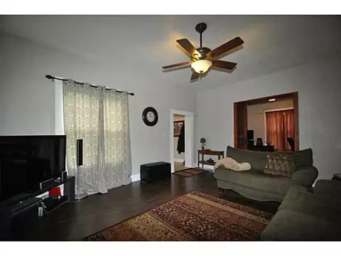724 E Warner Ave, Guthrie, OK 73044 photo 4