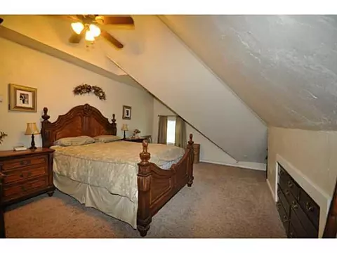 724 E Warner Ave, Guthrie, OK 73044 photo 11