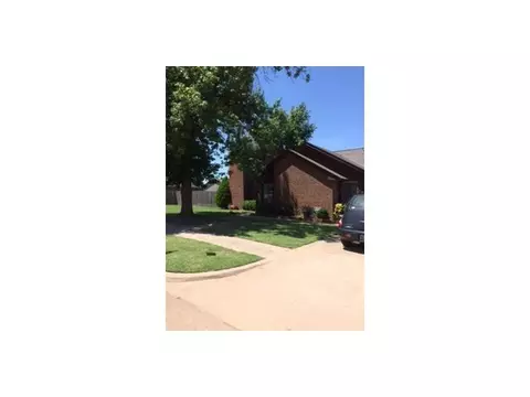 1608 Davinbrook Dr, Norman, OK 73072 photo 1