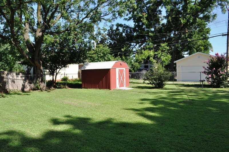 615 E Noble Ave, Guthrie, OK 73044 photo 16
