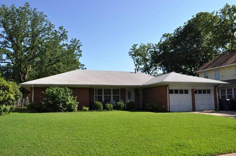 615 E Noble Ave, Guthrie, OK 73044 photo 1