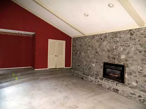 1002 E 9th St, Cushing, OK 74023 photo 2