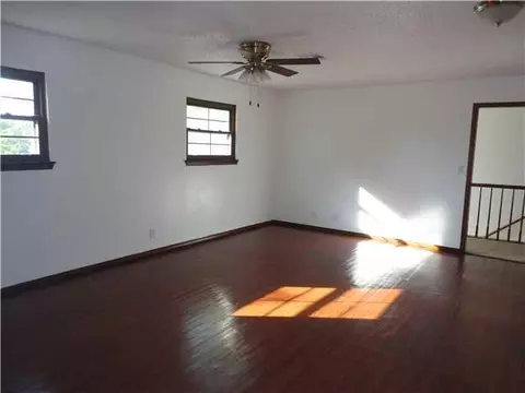 1705 E Hills Cir, Moore, OK 73160 photo 15