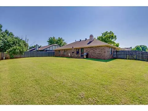 500 Crestview, Edmond, OK 73012 photo 19