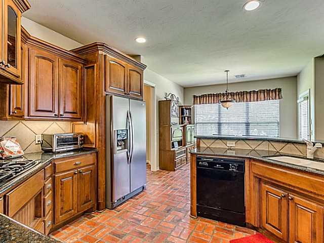 3216 Amberwood Ct, Edmond, OK 73003 photo 10