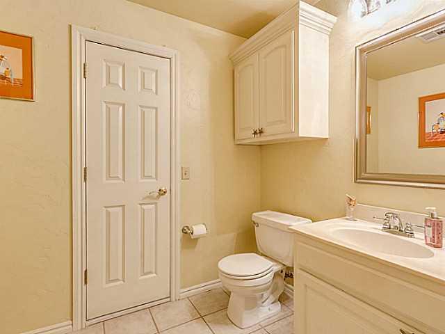 3216 Amberwood Ct, Edmond, OK 73003 photo 22