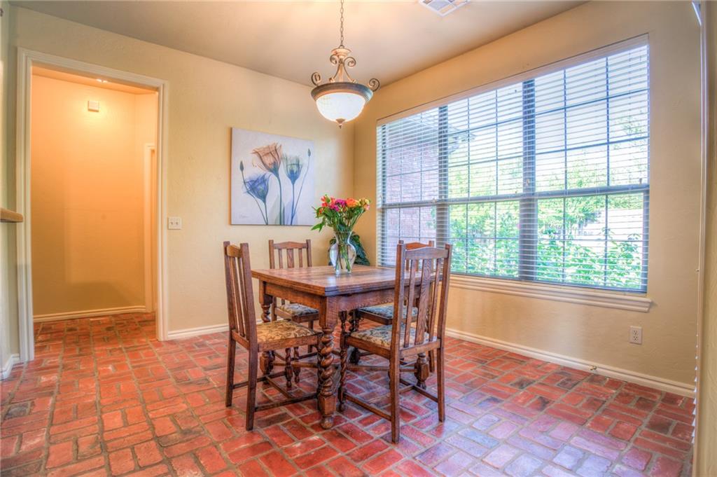 3216 Amberwood Ct, Edmond, OK 73003 photo 8