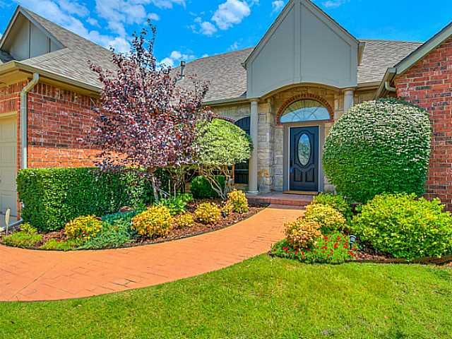 3216 Amberwood Ct, Edmond, OK 73003 photo 3