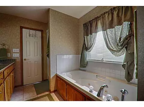 1209 Creek Valley Dr, Tuttle, OK 73089 photo 12