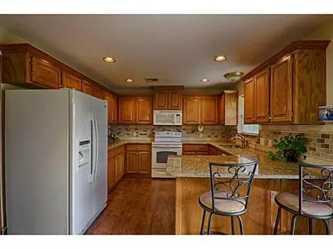 1209 Creek Valley Dr, Tuttle, OK 73089 photo 6