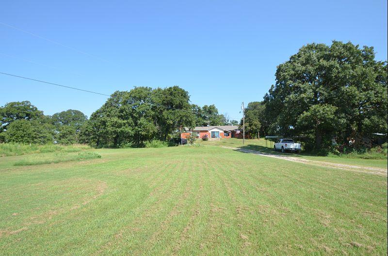 30520 Memorial Rd, Mcloud, OK 74851 photo 3