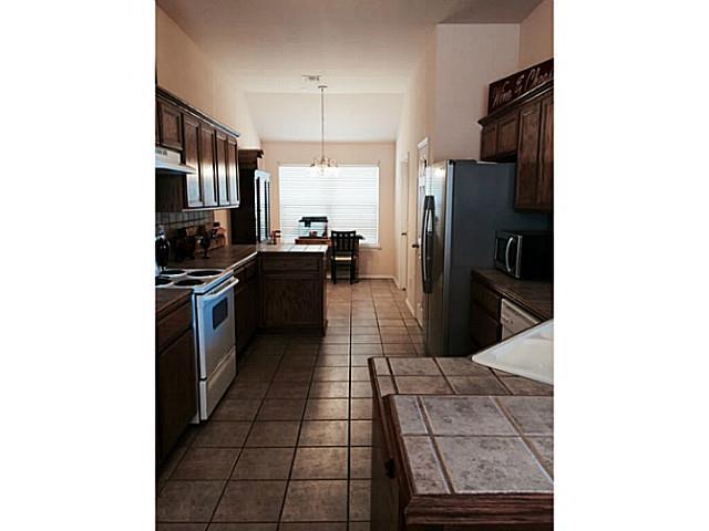 4017 Queens Dr, Moore, OK 73160 photo 8