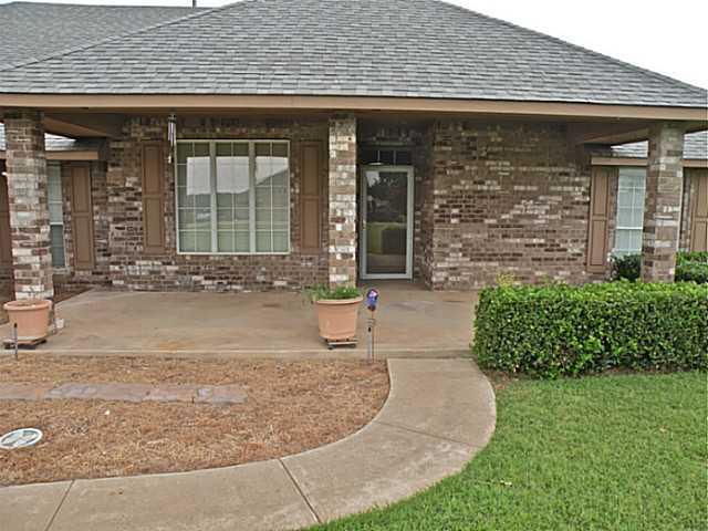 713 Grandview Rd, Tuttle, OK 73089 photo 3