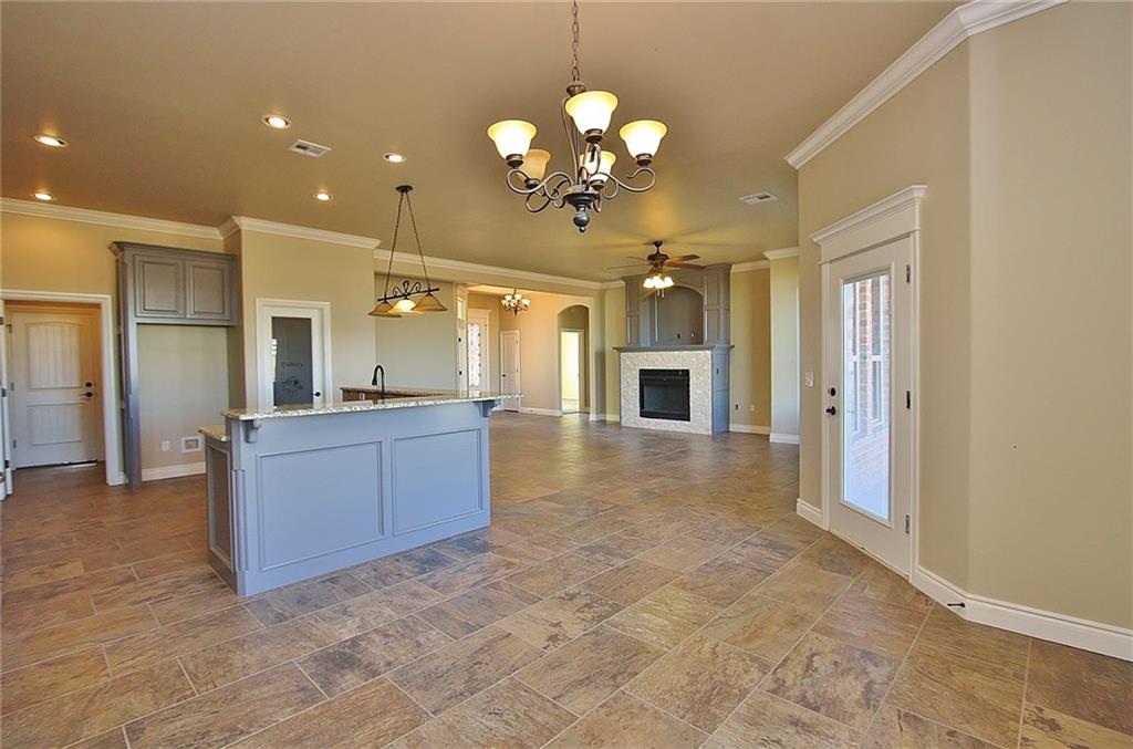 709 Arrowhead, Tuttle, OK 73089 photo 7