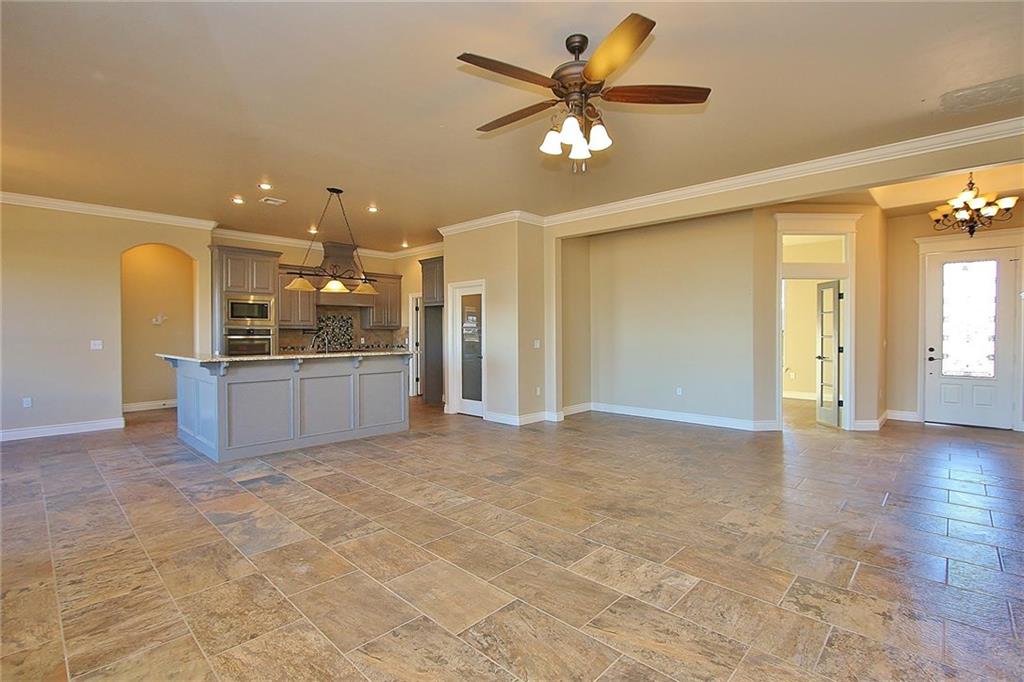 709 Arrowhead, Tuttle, OK 73089 photo 5