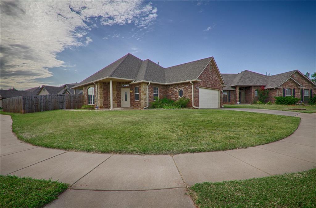 2101 SE 9th St, Moore, OK 73160 photo 1