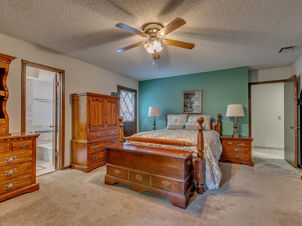 6201 Raspberry Trl, Edmond, OK 73034 photo 9