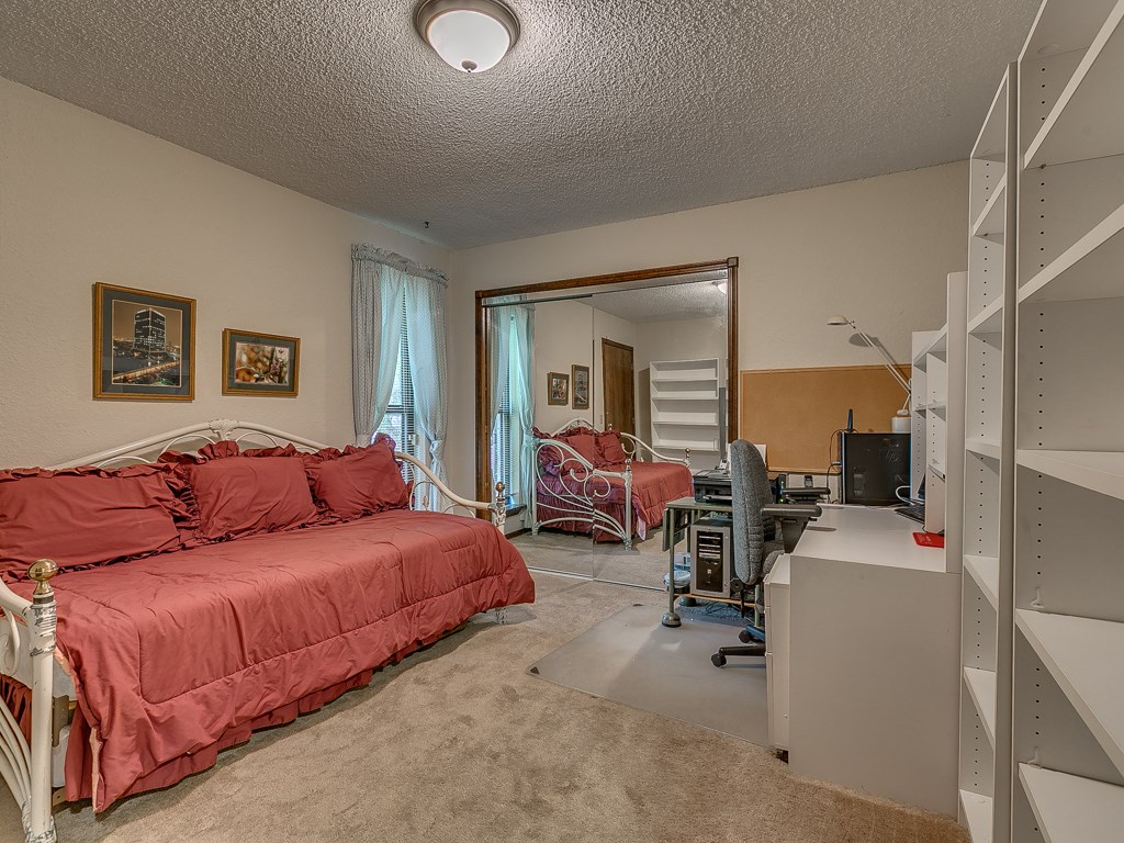 6201 Raspberry Trl, Edmond, OK 73034 photo 18