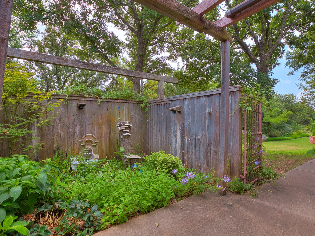 6201 Raspberry Trl, Edmond, OK 73034 photo 14