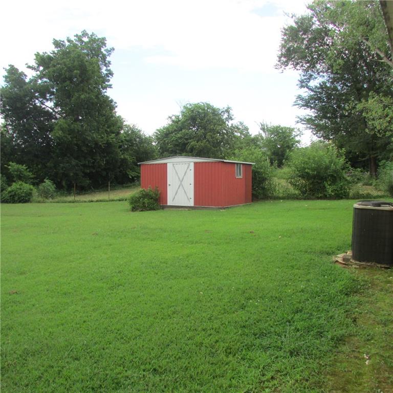 316 E 6th, Wanette, OK 74878 photo 10