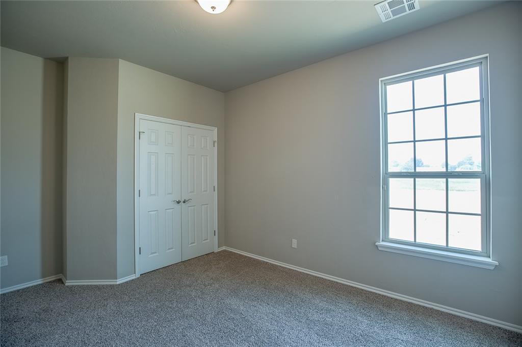 955 Oak Tree Ct, Harrah, OK 73045 photo 21