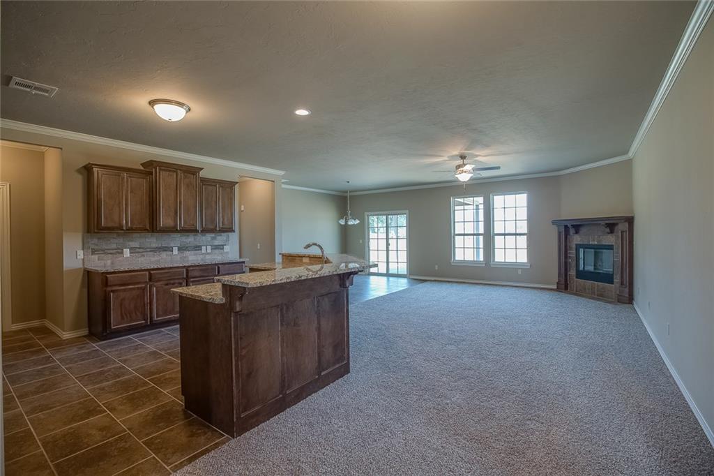 955 Oak Tree Ct, Harrah, OK 73045 photo 5