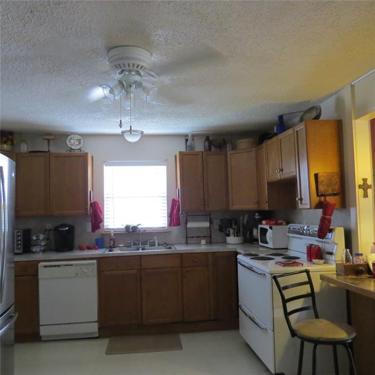 803 Ayars, Prague, OK 74864 photo 18