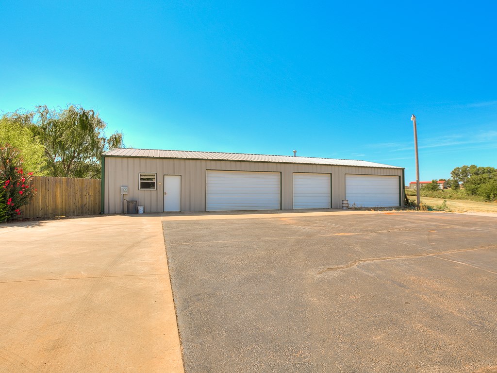 4204 E Silver City Rdg, Tuttle, OK 73089 photo 23
