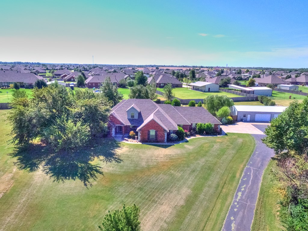 4204 E Silver City Rdg, Tuttle, OK 73089 photo 1