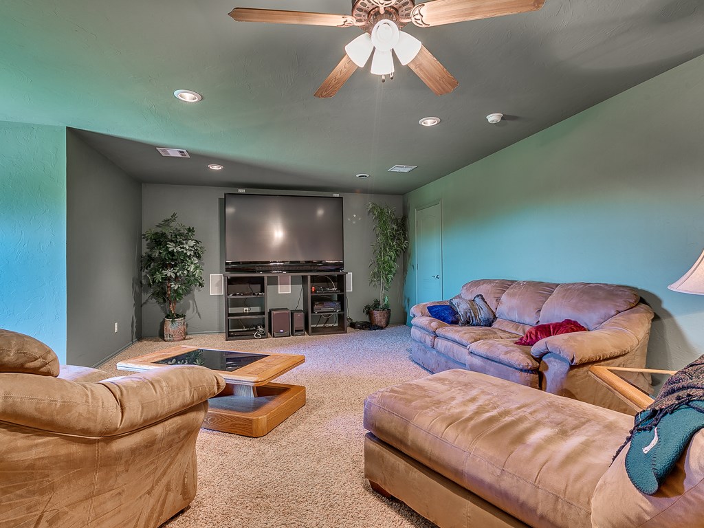 4204 E Silver City Rdg, Tuttle, OK 73089 photo 15
