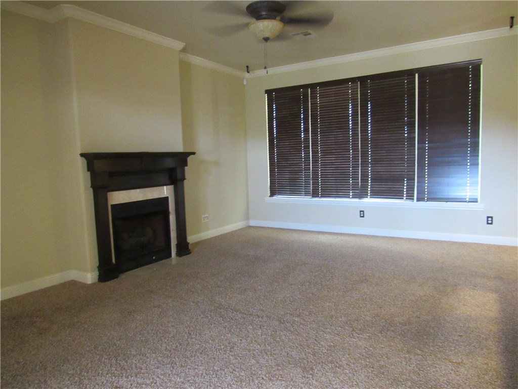 405 Windsor Ln, Tuttle, OK 73089 photo 9