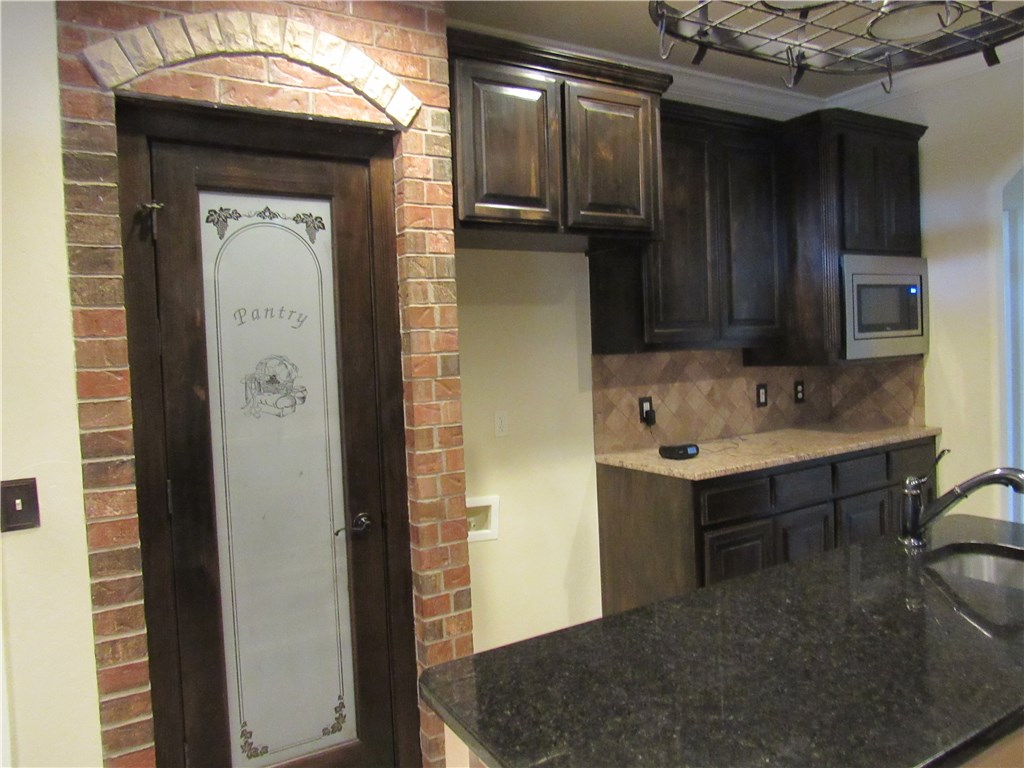 405 Windsor Ln, Tuttle, OK 73089 photo 12
