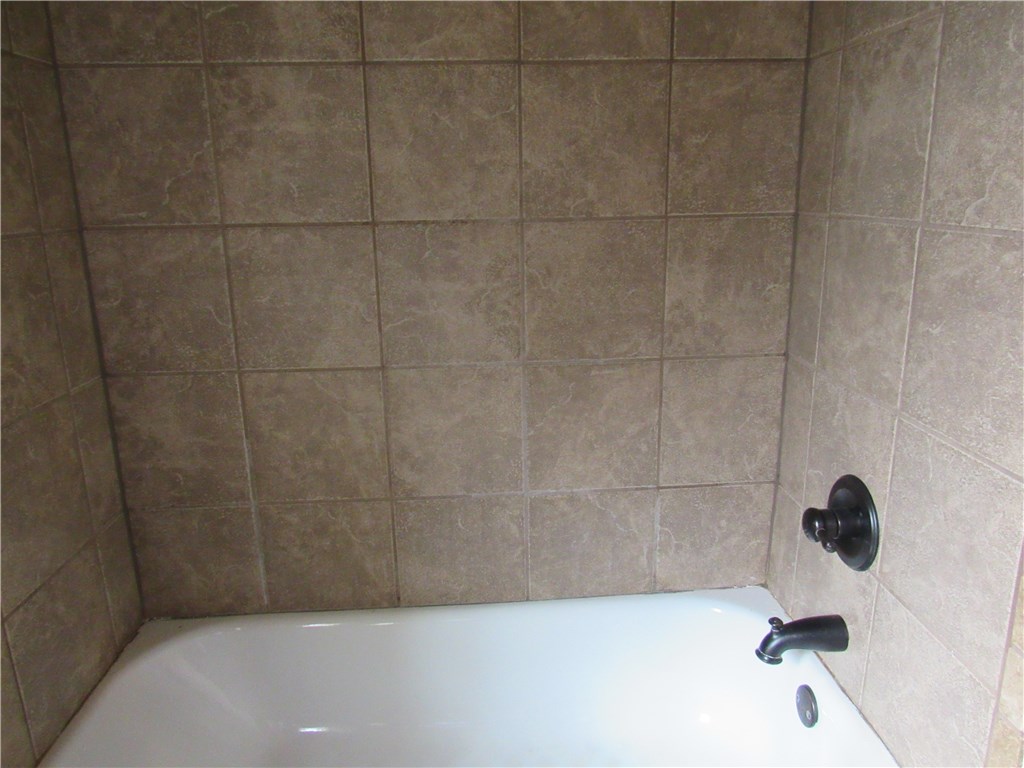 405 Windsor Ln, Tuttle, OK 73089 photo 24