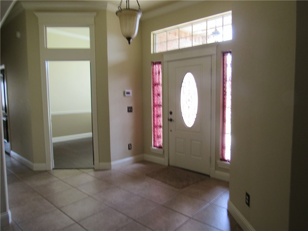 405 Windsor Ln, Tuttle, OK 73089 photo 8