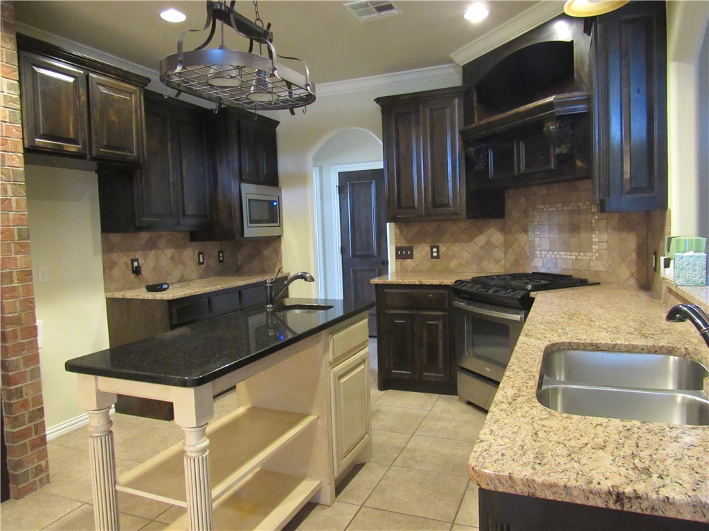 405 Windsor Ln, Tuttle, OK 73089 photo 11