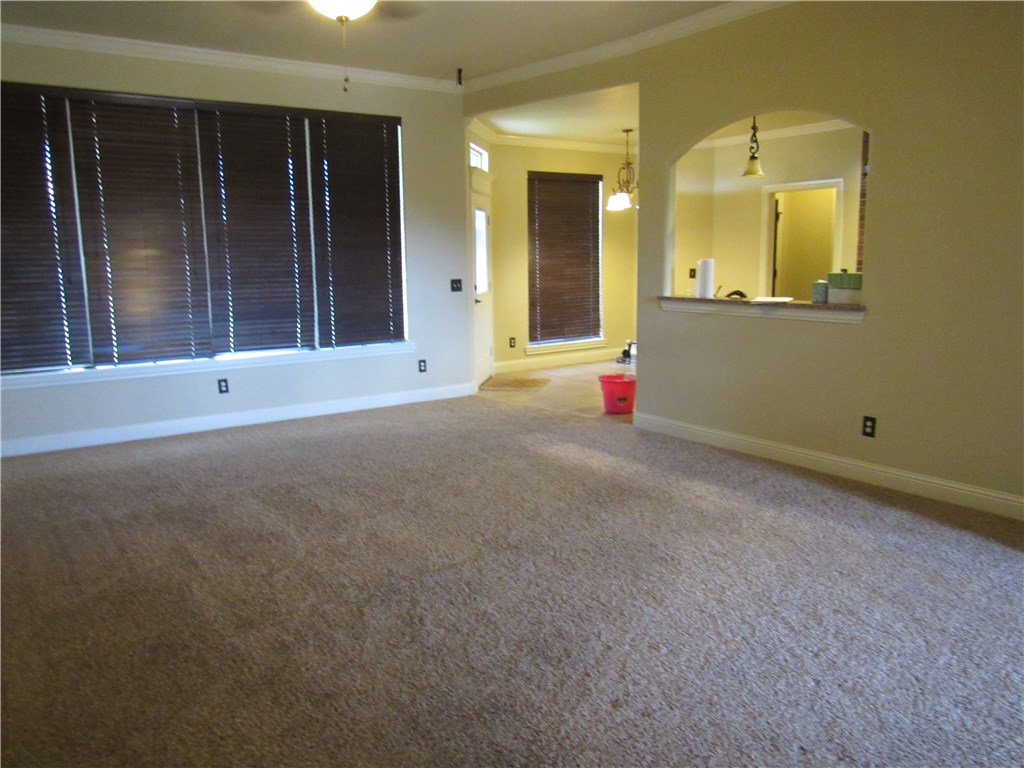 405 Windsor Ln, Tuttle, OK 73089 photo 10