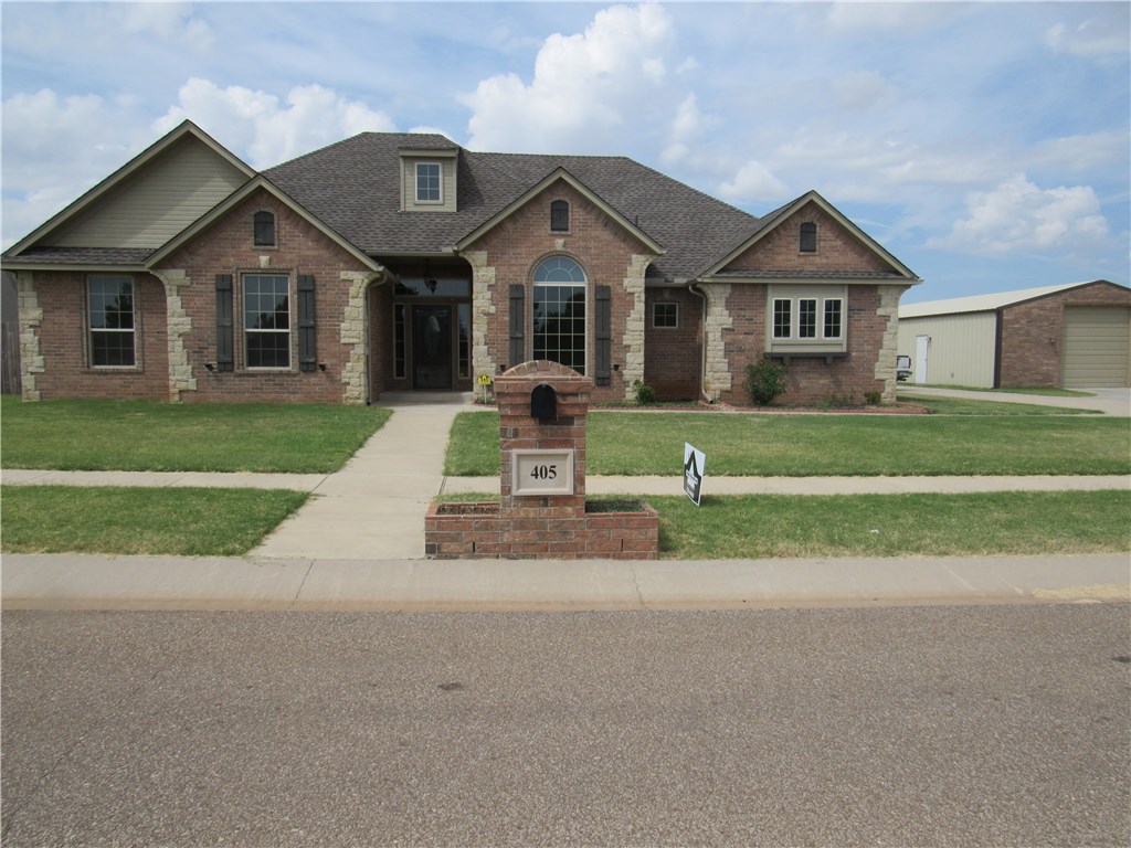 405 Windsor Ln, Tuttle, OK 73089 photo 1
